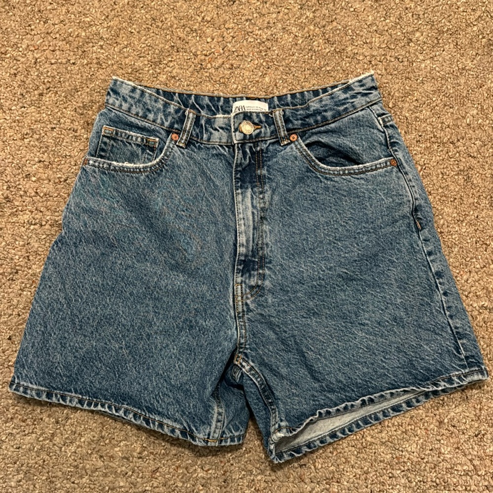 Zara High Waisted Bermuda Short